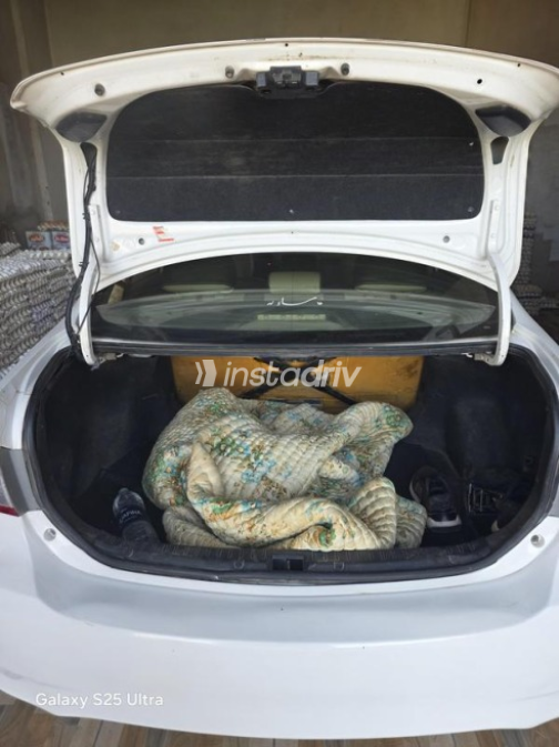 Toyota Corolla 2013 White Automatic Used for Sale in Cairo - 2