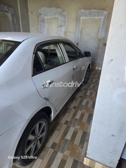 Toyota Corolla 2013 White Automatic Used for Sale in Cairo - 8