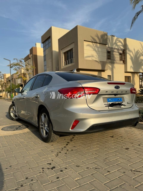 Ford Focus 2021 Silver Automatic Used for Sale in Greater Cairo ( Cairo + Giza) - 4