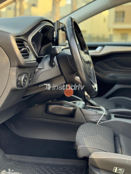 Ford Focus 2021 Silver Automatic Used for Sale in Greater Cairo ( Cairo + Giza) - 5