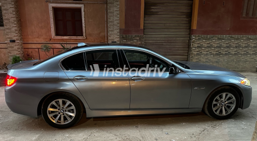 BMW 520 2013 Silver Automatic Used for Sale in Greater Cairo ( Cairo + Giza) - 9