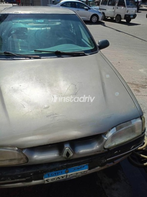 رينو رينبو 1999 فضي أوتوماتيك مستعملة للبيع في الإسكندرية - 2