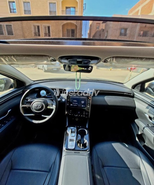 Hyundai Tucson 2022 White Automatic Used for Sale in Greater Cairo ( Cairo + Giza) - 3