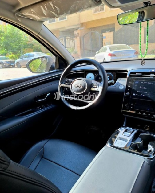 Hyundai Tucson 2022 White Automatic Used for Sale in Greater Cairo ( Cairo + Giza) - 5
