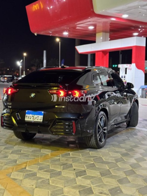 بي ام دبليو X2 2025 أبيض أوتوماتيك مستعملة للبيع في القاهرة الكبرى ( القاهرة - الجيزة) - 3