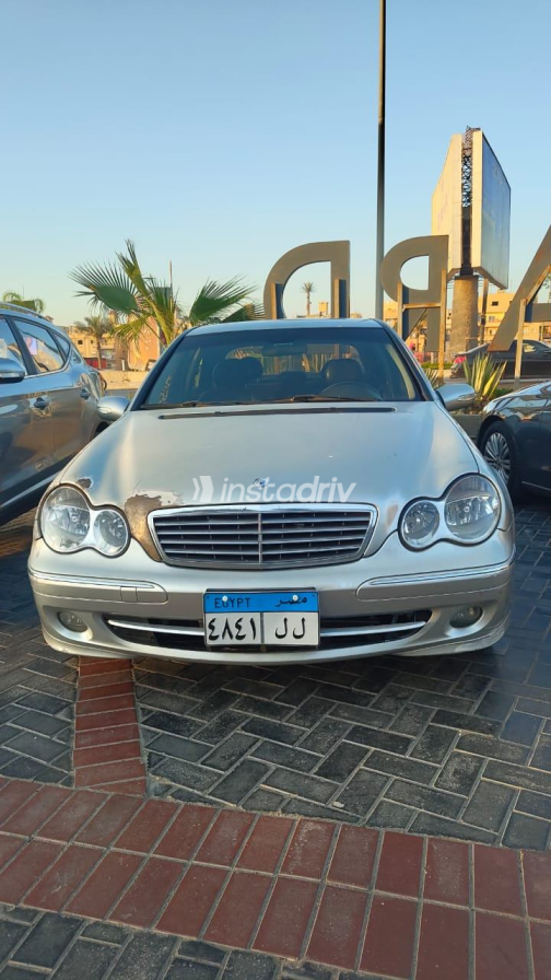 مرسيدس C 200 2002 فضي أوتوماتيك مستعملة للبيع في القاهرة الكبرى ( القاهرة - الجيزة) - 6