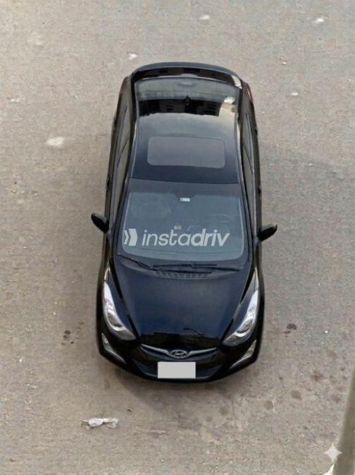 Hyundai Elantra Coupe 2013 Black Automatic Used for Sale in Cairo - 3