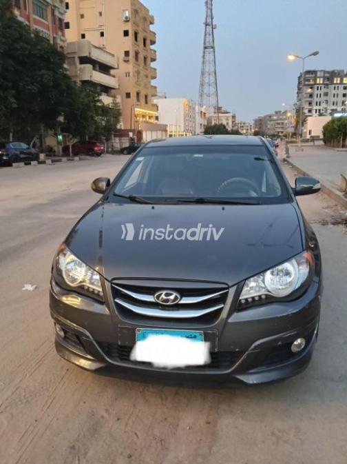 Hyundai Elantra HD 2021 White Automatic Used for Sale in Greater Cairo ( Cairo + Giza) - 1
