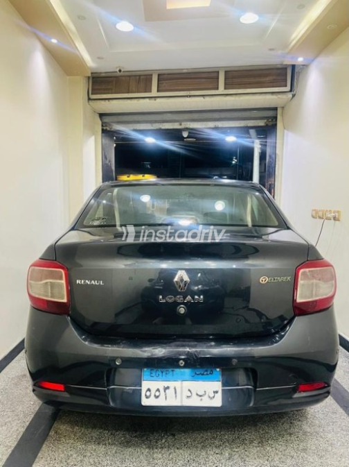 Renault Logan 2017 Gray Automatic Used for Sale in Greater Cairo ( Cairo + Giza) - 4