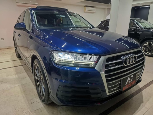 اودي Q7 2019 أزرق غامق أوتوماتيك مستعملة للبيع في مصر الجديدة - 2