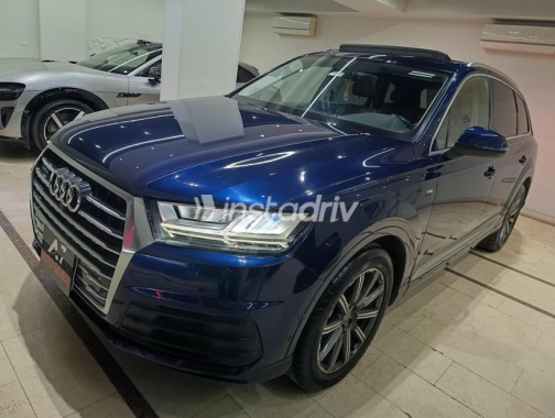 اودي Q7 2019 أزرق غامق أوتوماتيك مستعملة للبيع في مصر الجديدة - 3