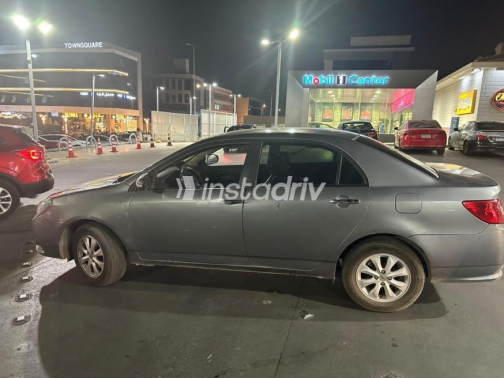 بى واى دى‬ F3 2023 أبيض أوتوماتيك مستعملة للبيع في القاهرة الكبرى ( القاهرة - الجيزة) - 4