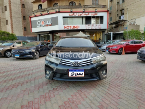 Toyota Corolla 2015 Black Automatic Used for Sale in Maadi - 1
