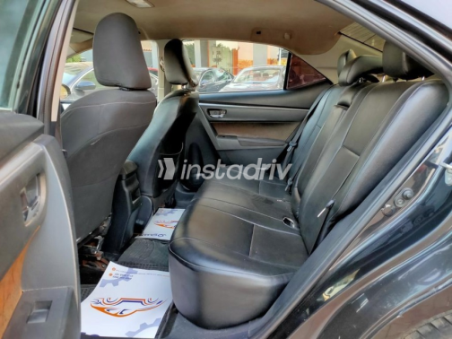 Toyota Corolla 2015 Black Automatic Used for Sale in Maadi - 6
