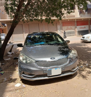 كيا K3 2013 رمادي غامق أوتوماتيك مستعملة للبيع في القاهرة الكبرى ( القاهرة - الجيزة)