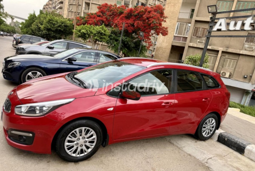 Kia Ceed 2019 White Automatic Used for Sale in Greater Cairo ( Cairo + Giza) - 3