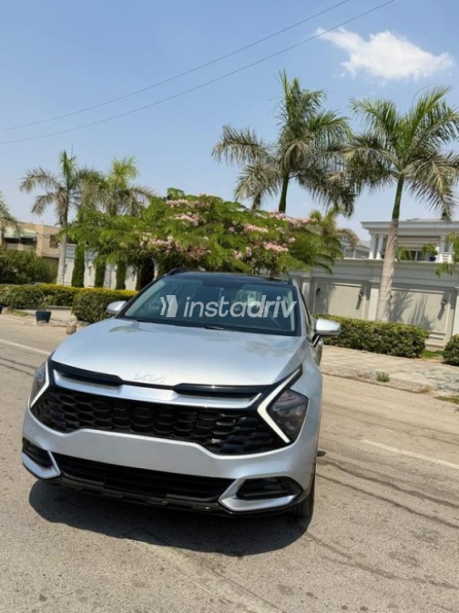 Kia Sportage 2025 Silver Automatic Used for Sale in Nasr city - 3