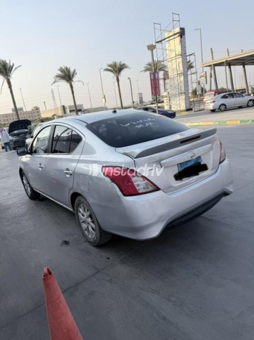 Nissan Sunny 2022 White Automatic Used for Sale in Greater Cairo ( Cairo + Giza) - 3