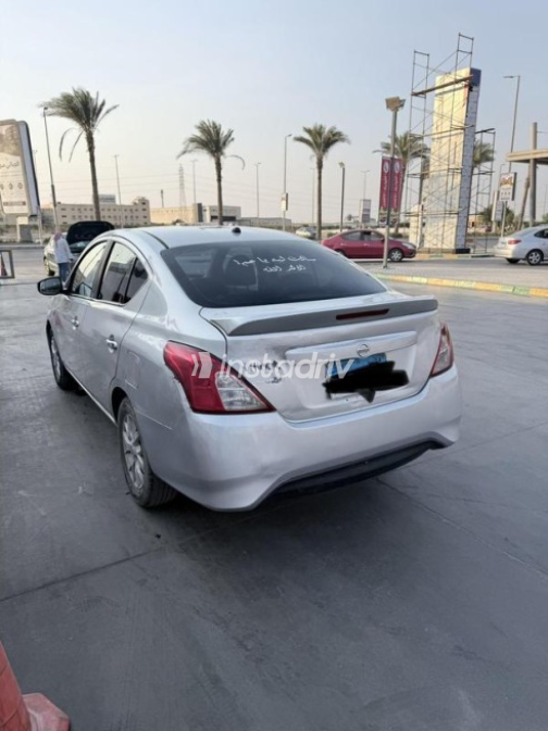 Nissan Sunny 2022 White Automatic Used for Sale in Greater Cairo ( Cairo + Giza) - 4