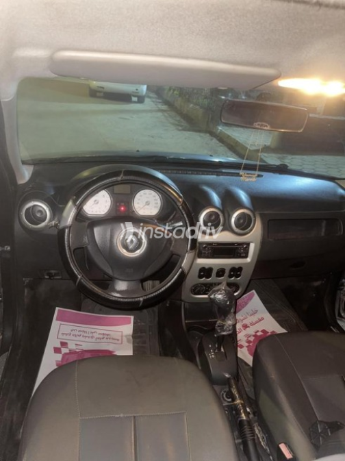 Renault Sandero 2014 Dark Gray Automatic Used for Sale in Beni Suef - 4