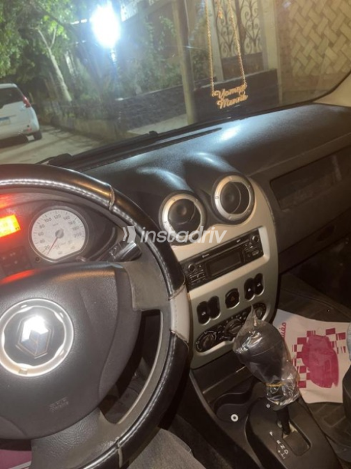 Renault Sandero 2014 Dark Gray Automatic Used for Sale in Beni Suef - 6