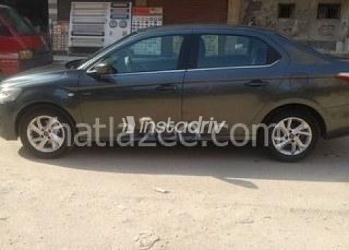 Citroën C Elysee 2014 Gray Automatic Used for Sale in Cairo - 4