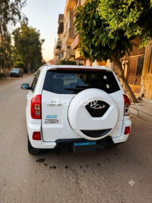 Chery Tiggo 3 2020 White Automatic Used for Sale in Greater Cairo ( Cairo + Giza) - 5