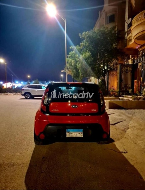 Kia Soul 2016 Red Automatic Used for Sale in Damietta - 2