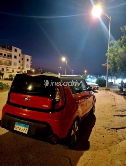 Kia Soul 2016 Red Automatic Used for Sale in Damietta - 7