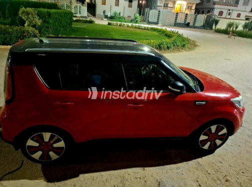 Kia Soul 2016 Red Automatic Used for Sale in Damietta - 9