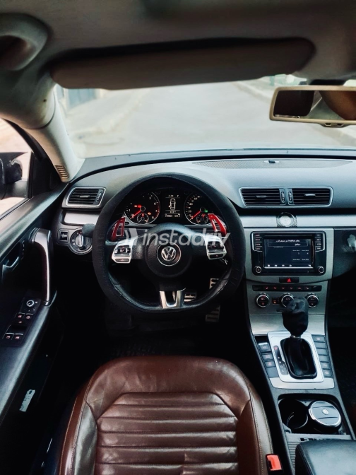 Volkswagen Passat 2012 Silver Automatic Used for Sale in Greater Cairo ( Cairo + Giza) - 9