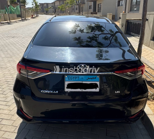 تويوتا كورولا 2021 أسود CVT مستعملة للبيع في القاهرة الكبرى ( القاهرة - الجيزة) - 1