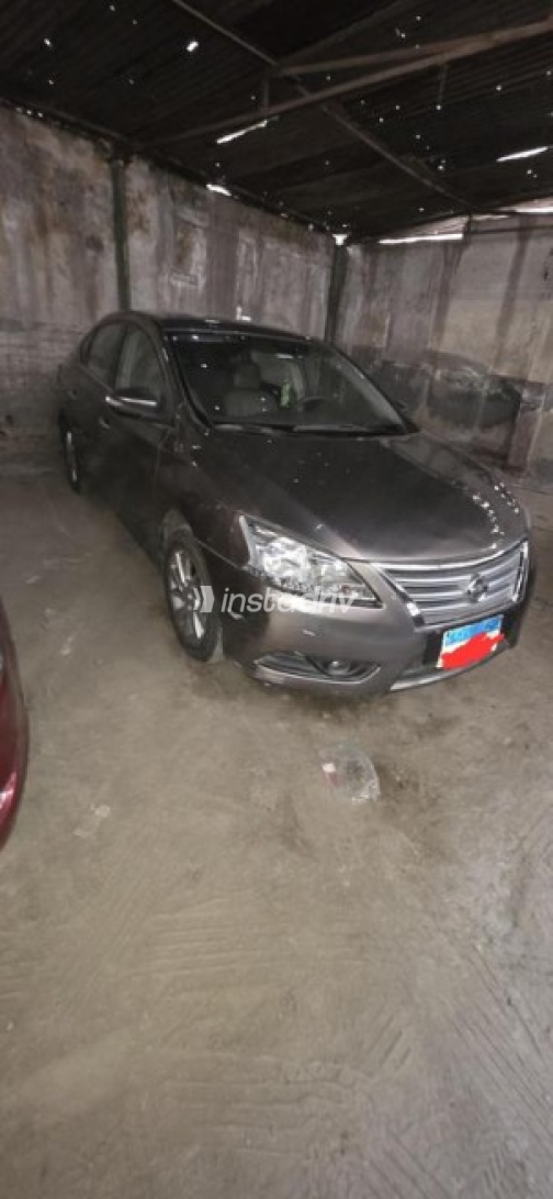 Nissan Sentra 2016 Bronze Automatic Used for Sale in Greater Cairo ( Cairo + Giza) - 3