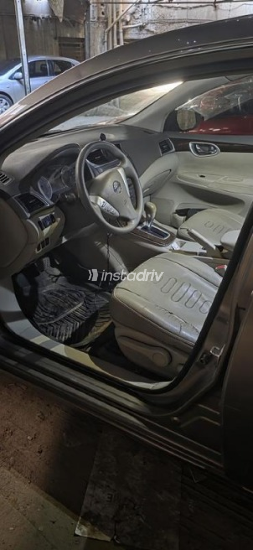 Nissan Sentra 2016 Bronze Automatic Used for Sale in Greater Cairo ( Cairo + Giza) - 5
