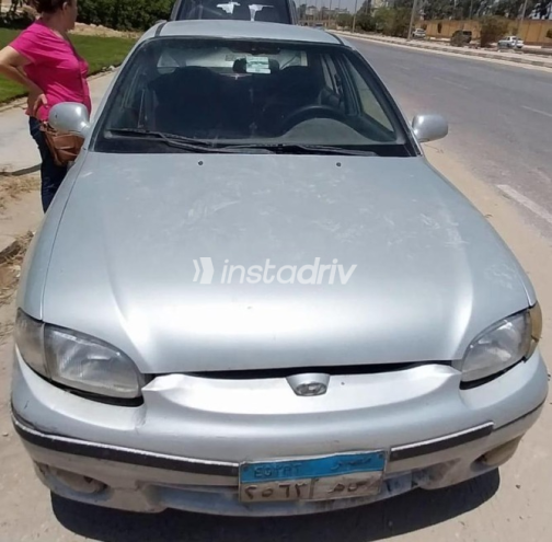 Hyundai Accent 2000 Silver Automatic Used for Sale in Alexandria - 5