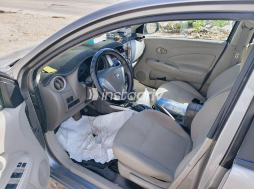 Nissan Sunny 2019 White Automatic Used for Sale in Greater Cairo ( Cairo + Giza) - 6