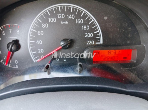 Nissan Sunny 2019 White Automatic Used for Sale in Greater Cairo ( Cairo + Giza) - 7