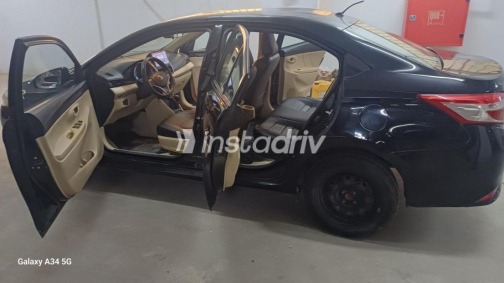 Toyota Yaris 2015 Black Automatic Used for Sale in Nasr city - 1