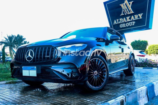 مرسيدس GLC 200 2025 أسود أوتوماتيك مستعملة للبيع في مدينتى - 3