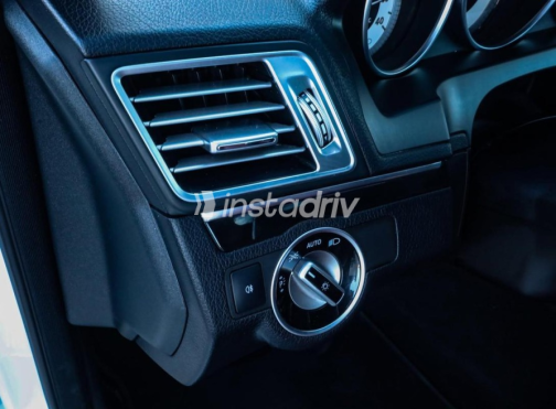 Mercedes E 200 2015 White Automatic Used for Sale in Madinaty - 10