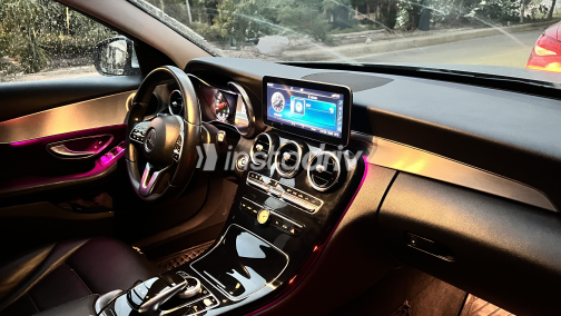 Mercedes C 180 2019 Silver Automatic Used for Sale in Greater Cairo ( Cairo + Giza) - 6