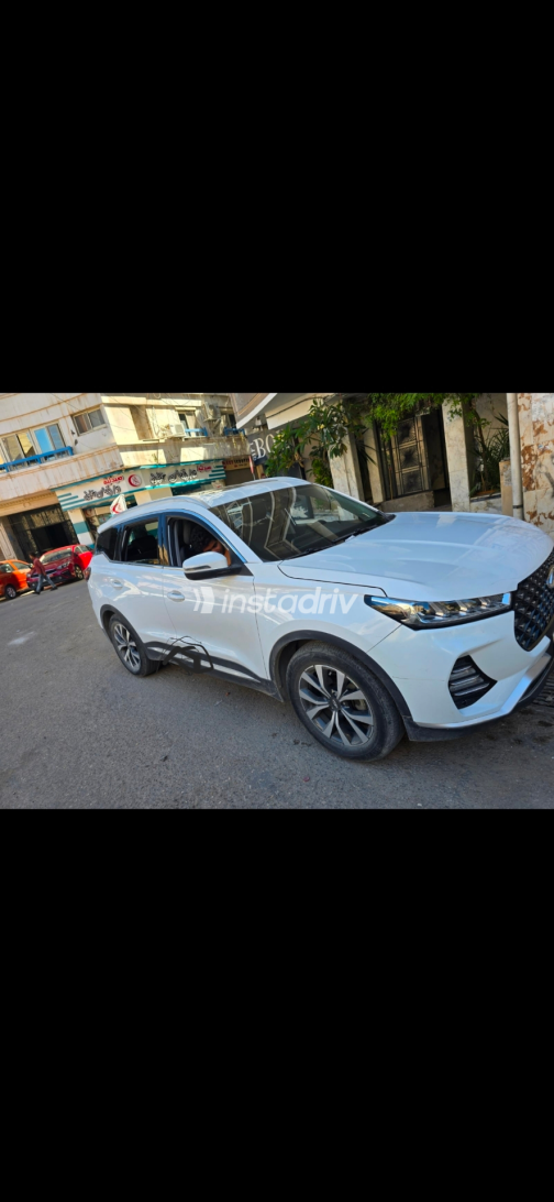 Chery Tiggo 7 pro 2022 White Automatic Used for Sale in Greater Cairo ( Cairo + Giza) - 2