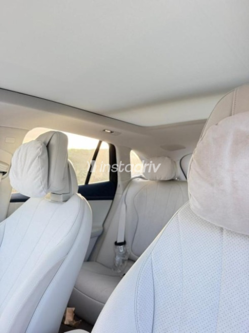 مرسيدس E 350 2024 فضي أوتوماتيك مستعملة للبيع في مدينة الشيخ زايد - 9