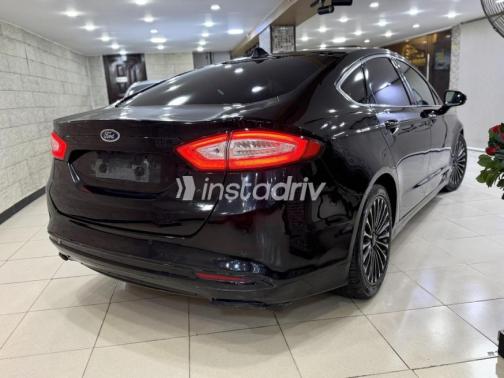 Ford Fusion 2015 Black Automatic Used for Sale in Cairo - 4
