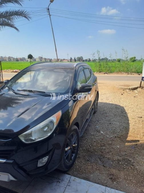 هيونداي IX 35 2015 أسود أوتوماتيك مستعملة للبيع في المنصورة - 1
