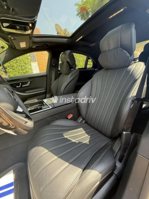 مرسيدس S 450 2023 أسود أوتوماتيك مستعملة للبيع في مدينة الشيخ زايد - 7