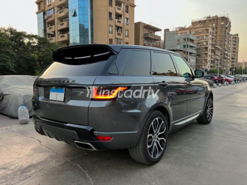 لاند روفر رنج روفر سبورت 2019 رمادي أوتوماتيك مستعملة للبيع في مدينة نصر - 4