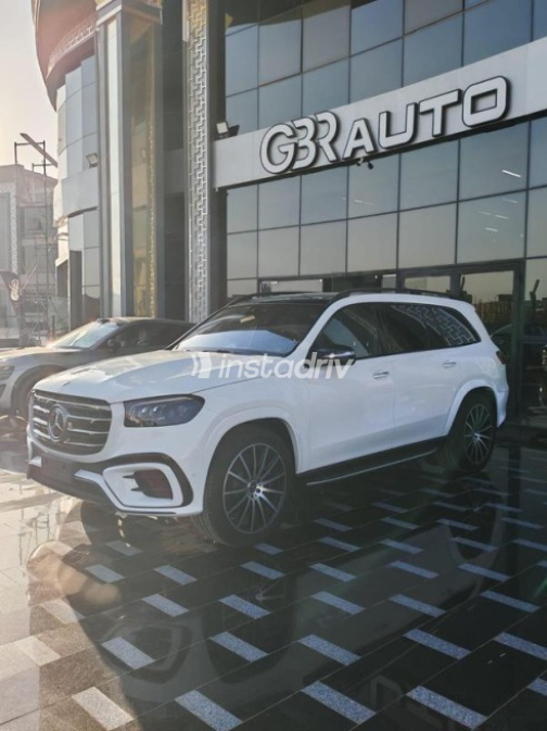 مرسيدس GLS 2024 أبيض أوتوماتيك مستعملة للبيع في القاهرة - 3