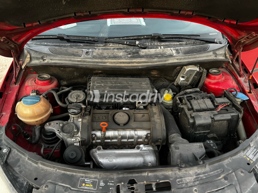 Skoda Fabia 2010 Red Automatic Used for Sale in Greater Cairo ( Cairo + Giza) - 5