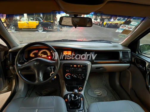 Opel Vectra 2002 Bronze Manual Used for Sale in Greater Cairo ( Cairo + Giza) - 3
